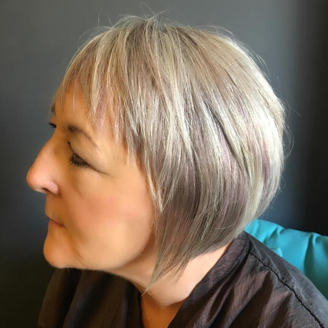 Grigio argento con lilla rasoio raso per capelli fini